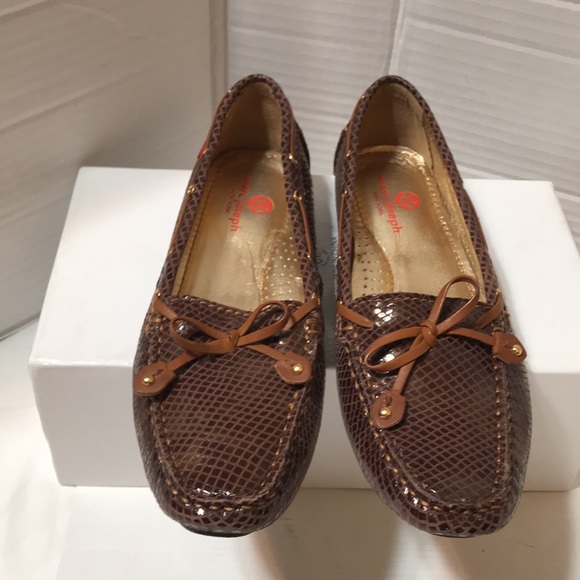 Marc Joseph snake embossed leather moccasins with leather lining and padded sole - Picture 2 of 8